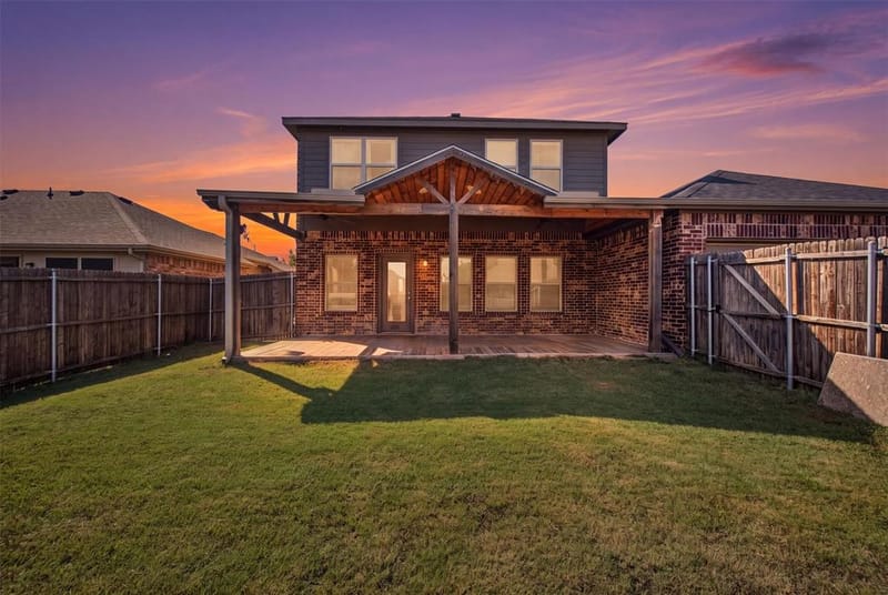 2020 Glen Hollow Drive, Lancaster TX 75134 - Photo 31