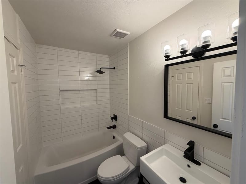 3326 Briaroaks Drive, Garland TX 75044 - Photo 32