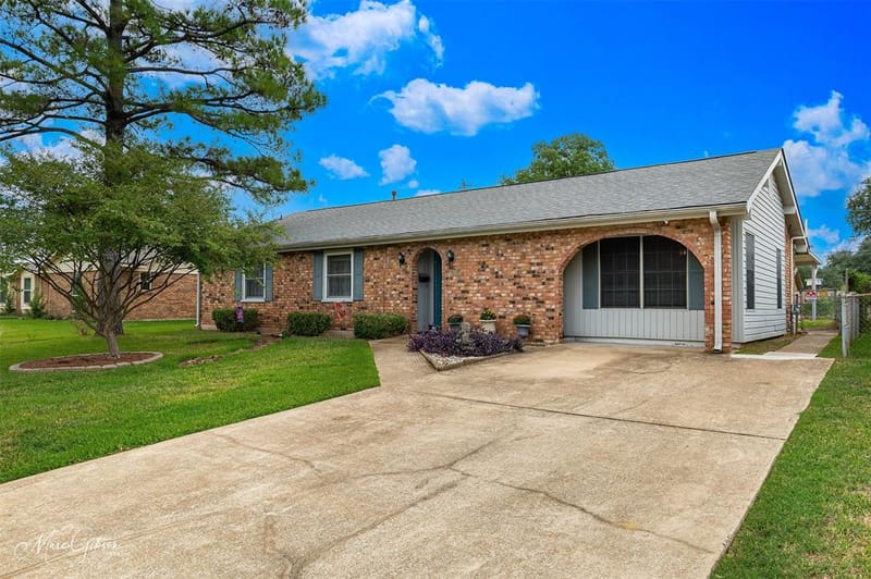 2518 Conrad Street, Bossier City LA 71111 - Photo 2