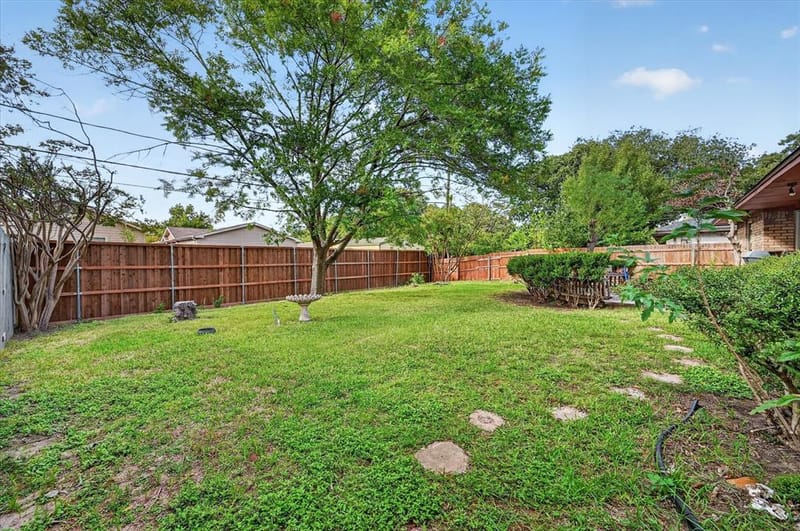 201 Oakhaven Drive, Grand Prairie TX 75050 - Photo 21