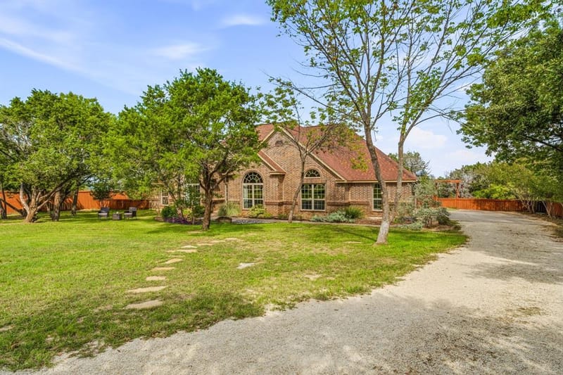 1271 County Road 306a, Rainbow TX 76077 - Photo 6