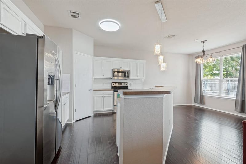 6441 Waterhill Lane, Fort Worth TX 76179