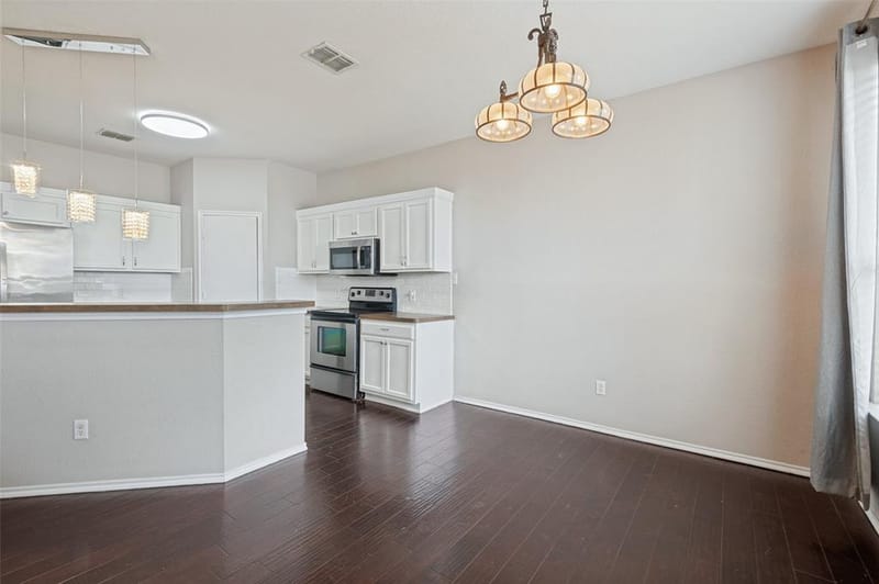 6441 Waterhill Lane, Fort Worth TX 76179 - Photo 8