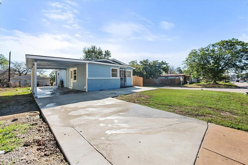 2313 Lucas Drive, Fort Worth TX 76112 - Photo 20