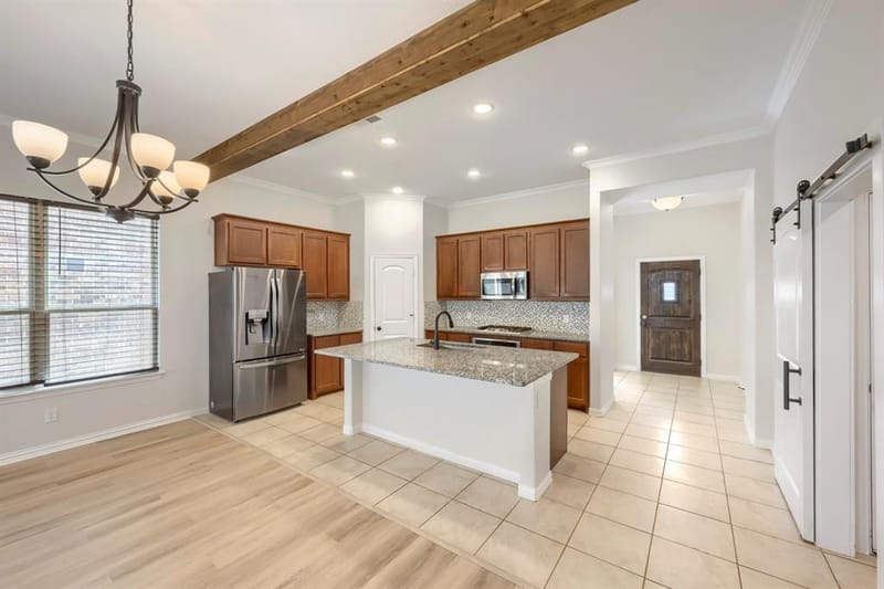 1733 Rio Secco Drive, Fort Worth TX 76131 - Photo 3