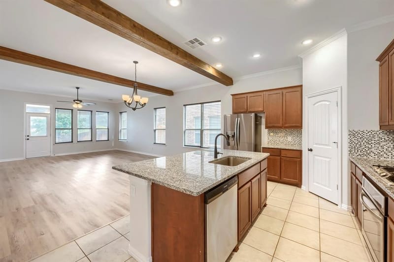 1733 Rio Secco Drive, Fort Worth TX 76131 - Photo 4