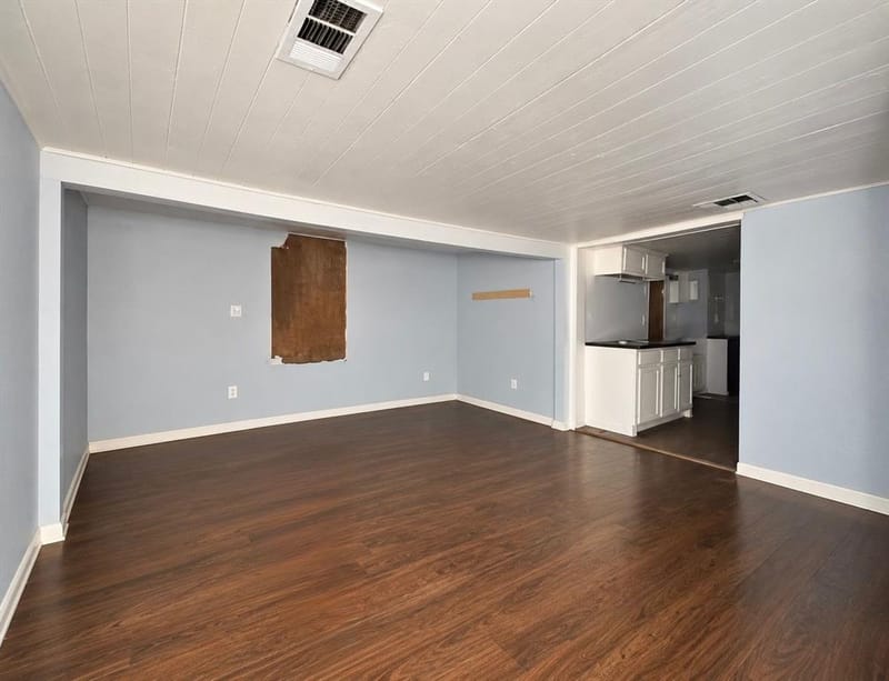 5512 Curzon Avenue, Fort Worth TX 76107 - Photo 2