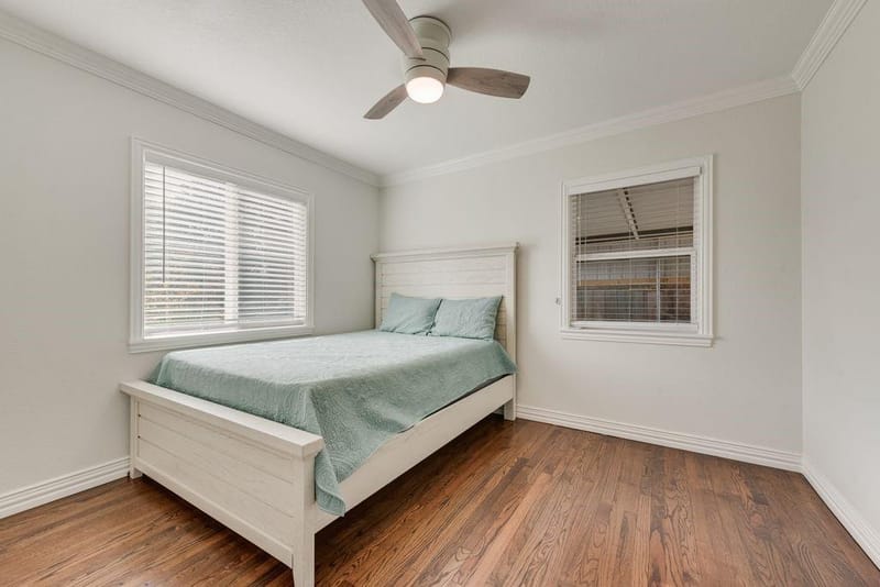 2815 Anzio Drive, Dallas TX 75224 - Photo 13