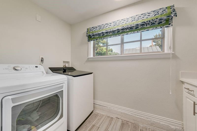 2815 Anzio Drive, Dallas TX 75224 - Photo 19