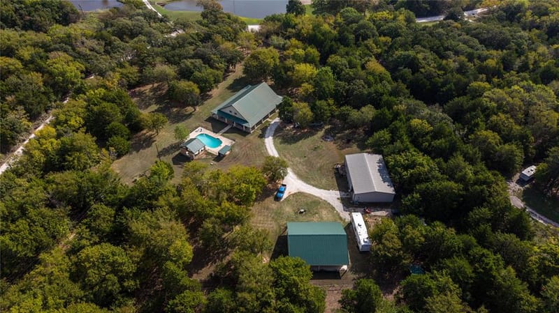 464 Oak Hill Road, Valley View TX 76272 - Photo 36