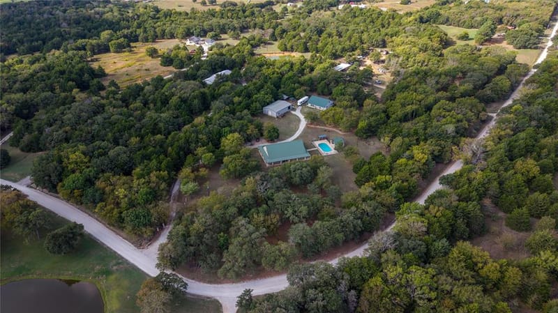 464 Oak Hill Road, Valley View TX 76272 - Photo 35