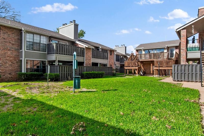2719 Silver Creek Drive # 111, Arlington TX 76006 - Photo 18