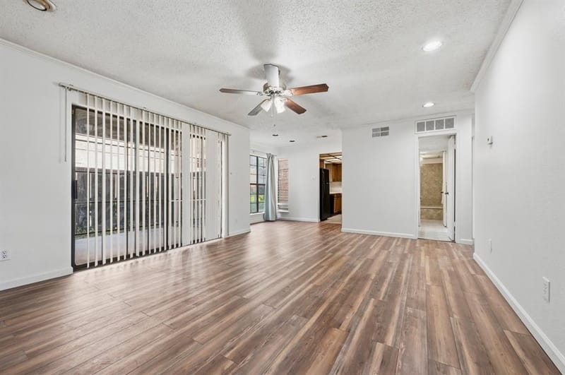 2719 Silver Creek Drive # 111, Arlington TX 76006 - Photo 4