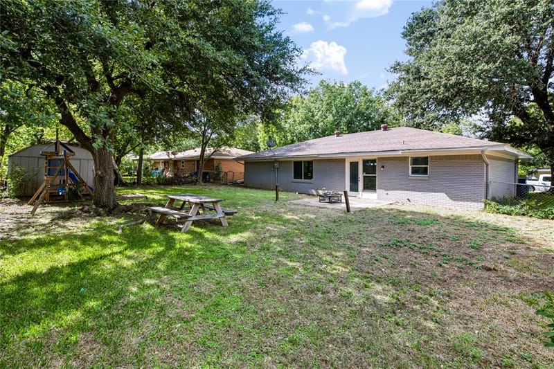 1508 Yucca Street, Midlothian TX 76065 - Photo 2