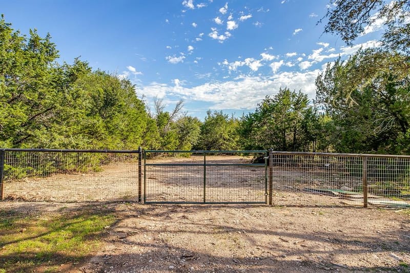 2214 N Fm 199, Cleburne TX 76033 - Photo 36
