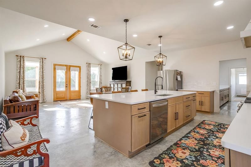 2214 N Fm 199, Cleburne TX 76033 - Photo 9