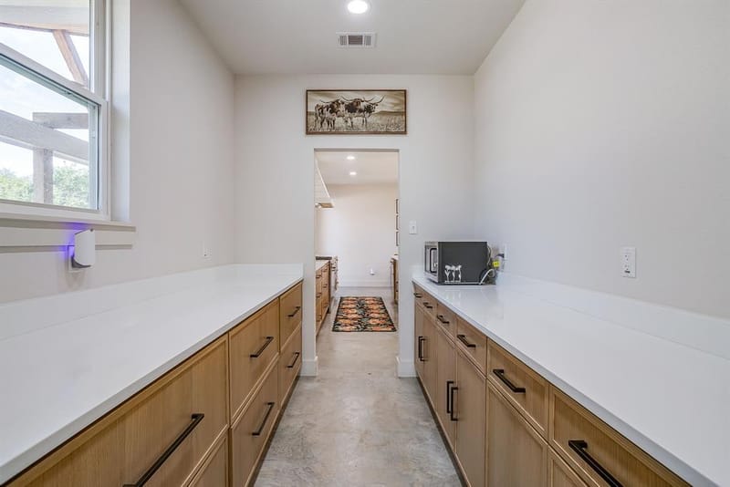2214 N Fm 199, Cleburne TX 76033 - Photo 11