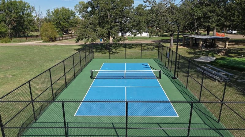 409 Oak Creek Drive, Tool TX 75143 - Photo 29