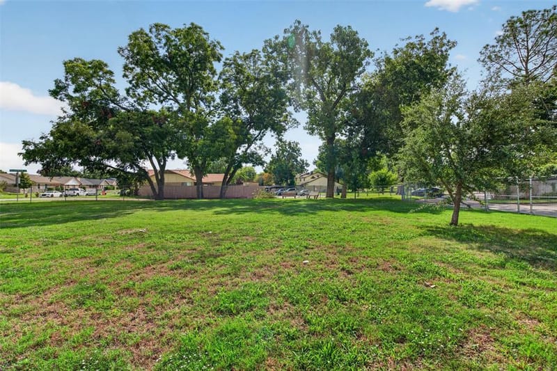 4915 Rollingwood Court, Garland TX 75043 - Photo 39