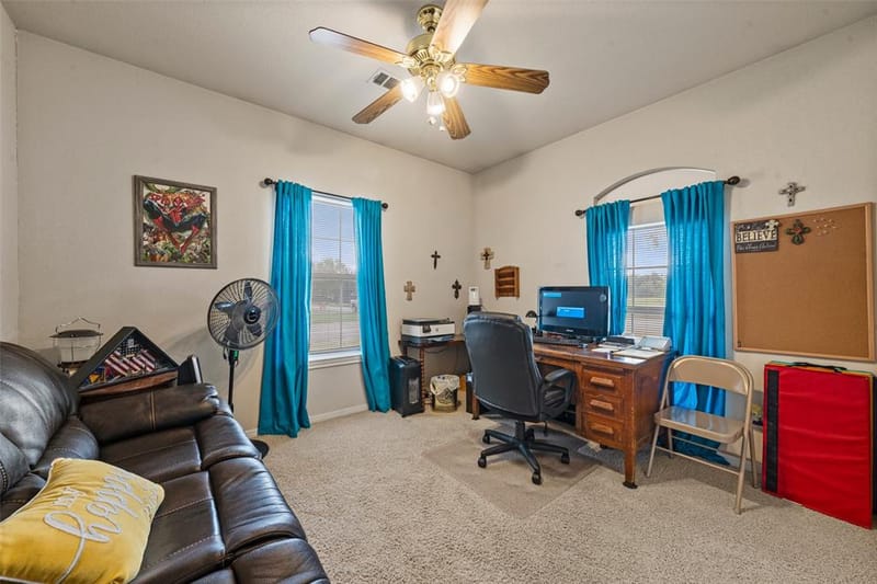 901 Dogwood Street, Robinson TX 76706 - Photo 8
