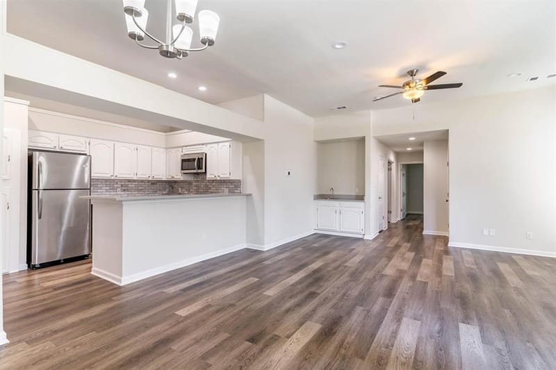9709 Springtree Lane, Dallas TX 75243 - Photo 8