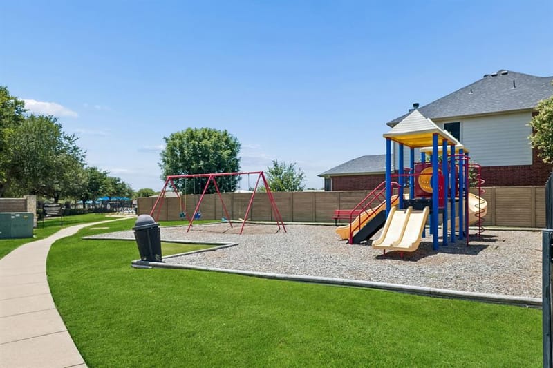 616 Steerman Court, Saginaw TX 76179 - Photo 27