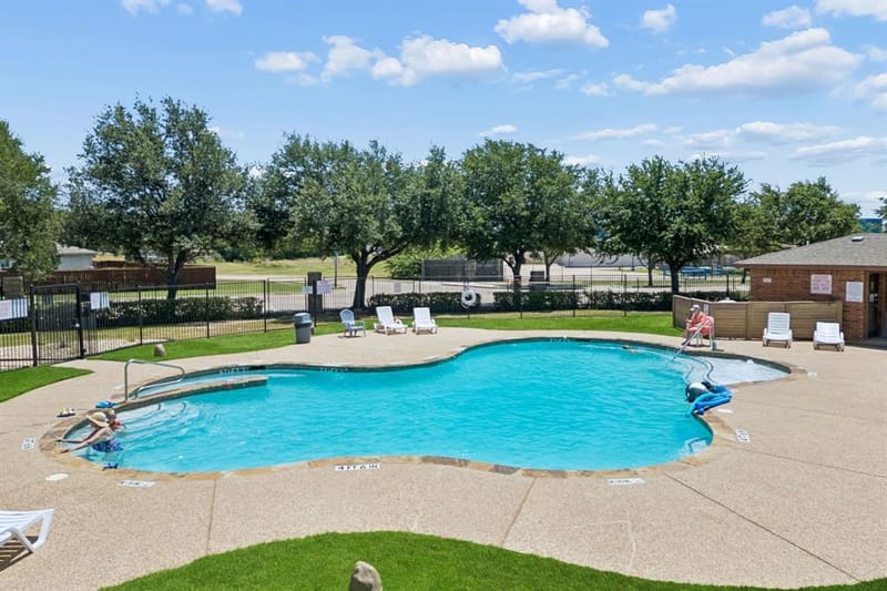 616 Steerman Court, Saginaw TX 76179 - Photo 26