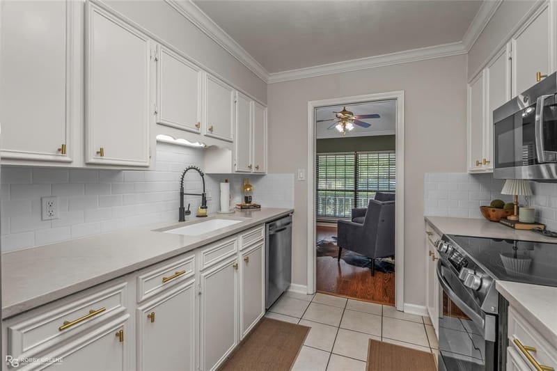 405 Edgemont Drive, Bossier City LA 71111 - Photo 8