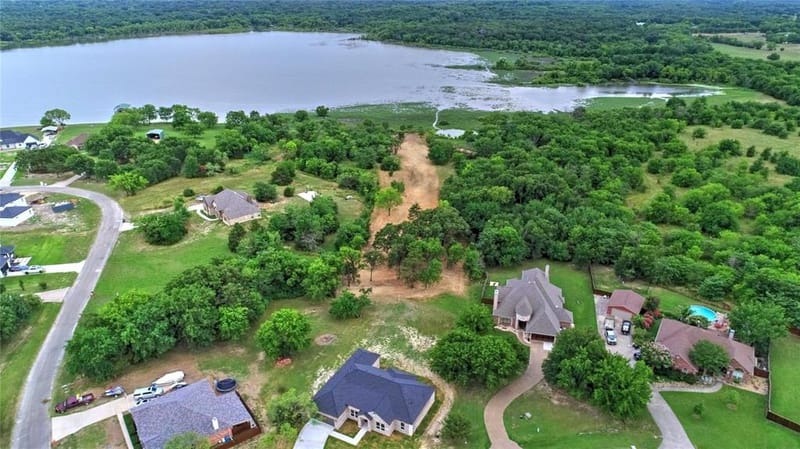 10560 Lago Vista, Quinlan TX 75474 - Photo 3