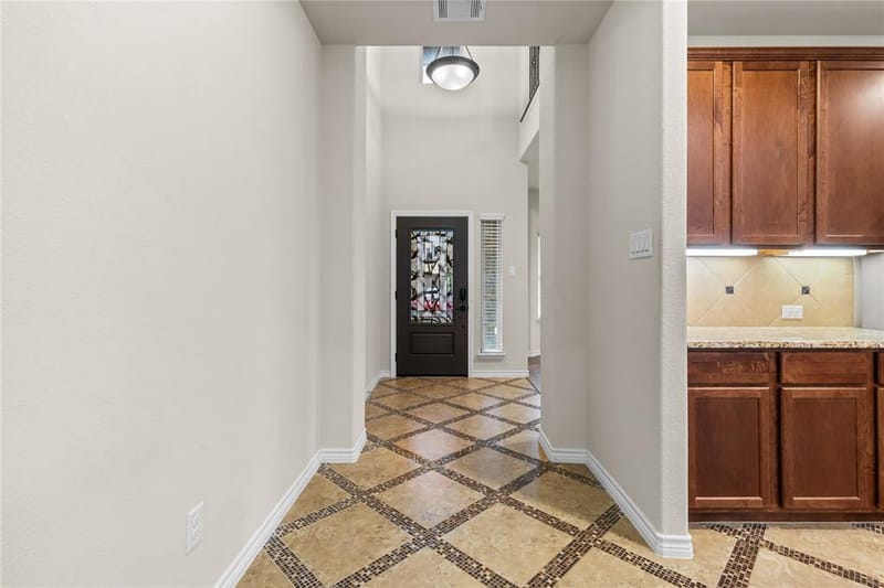 5751 Mountain Hollow Drive, Dallas TX 75249 - Photo 4