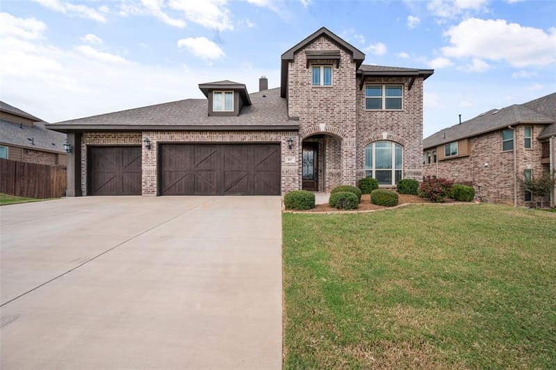 807 Imperial Way, Mansfield TX 76063 - Photo 2