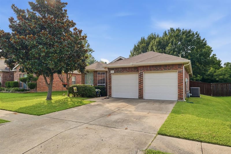 1953 Rustic Creek Drive, Garland TX 75040 - Photo 3