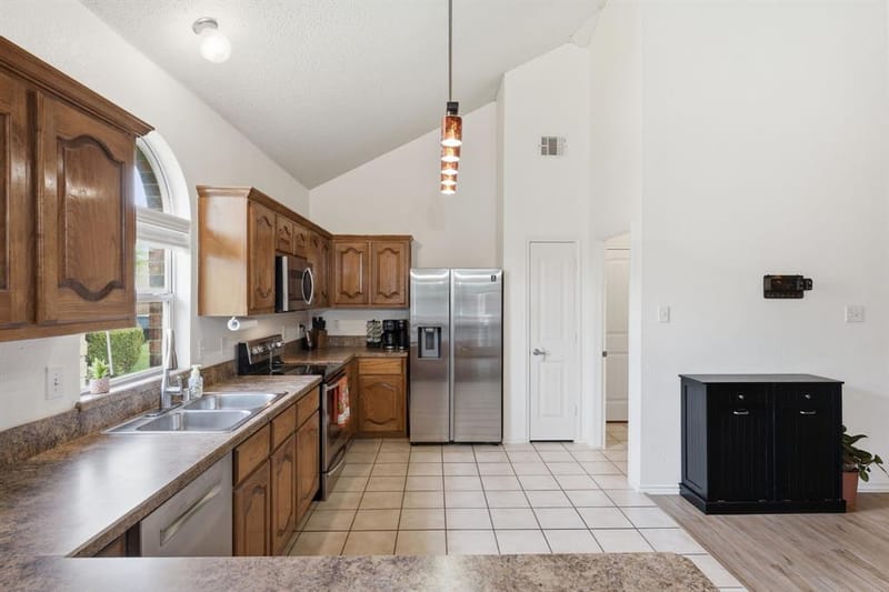 1953 Rustic Creek Drive, Garland TX 75040 - Photo 11