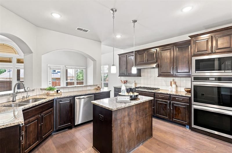 3233 Rolling Meadow Drive, Anna TX 75409 - Photo 16