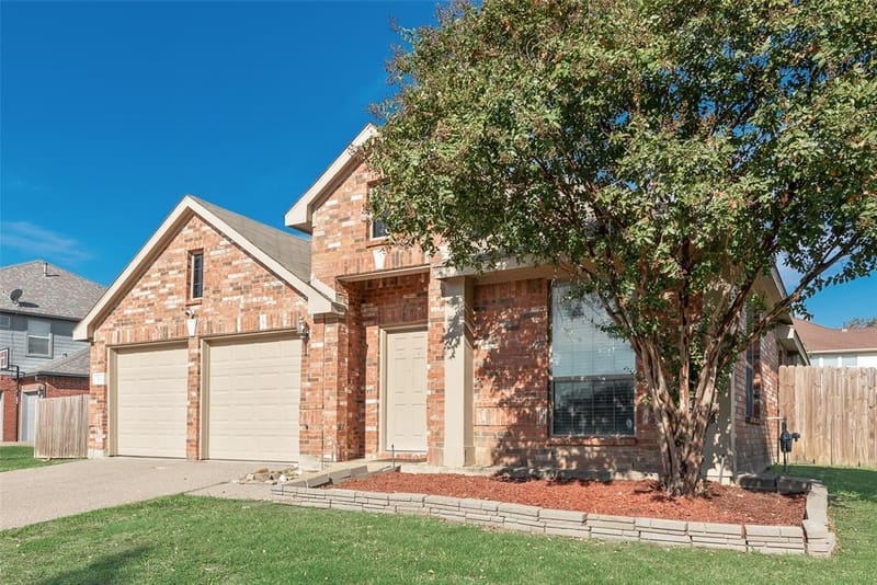 721 Honeysuckle Way, DeSoto TX 75115 - Photo 3