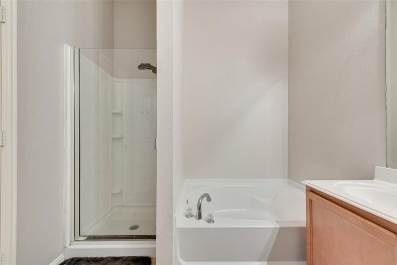 721 Honeysuckle Way, DeSoto TX 75115 - Photo 14