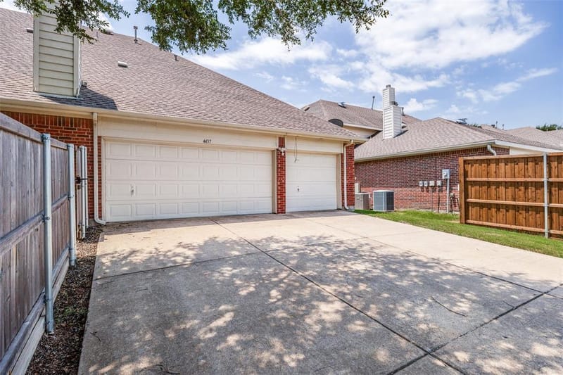 4437 Red Barn Drive, Richardson TX 75082 - Photo 35