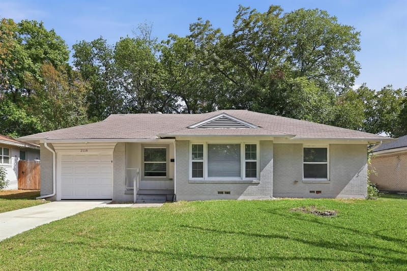 2118 Bergstrom Drive, Dallas TX 75227 - Photo 2