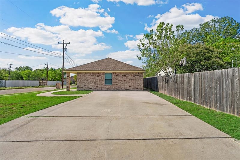 2125 Burnett Avenue, Waco TX 76706 - Photo 32