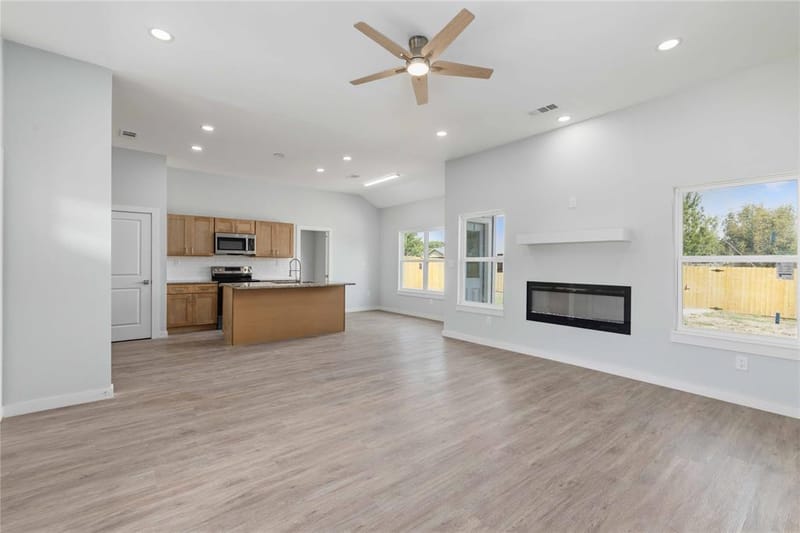 2204 Brooke Lane, Brownwood TX 76801 - Photo 4
