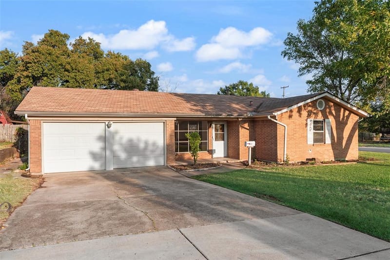 6609 Trailwood Drive, Forest Hill TX 76140 - Photo 8