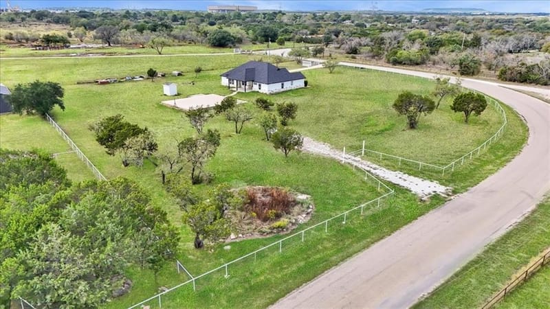 9060 Mitchell Bend Court, Granbury TX 76048 - Photo 8
