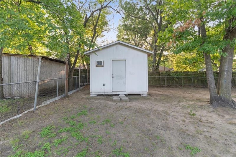 418 N 36th Street, Corsicana TX 75110 - Photo 17