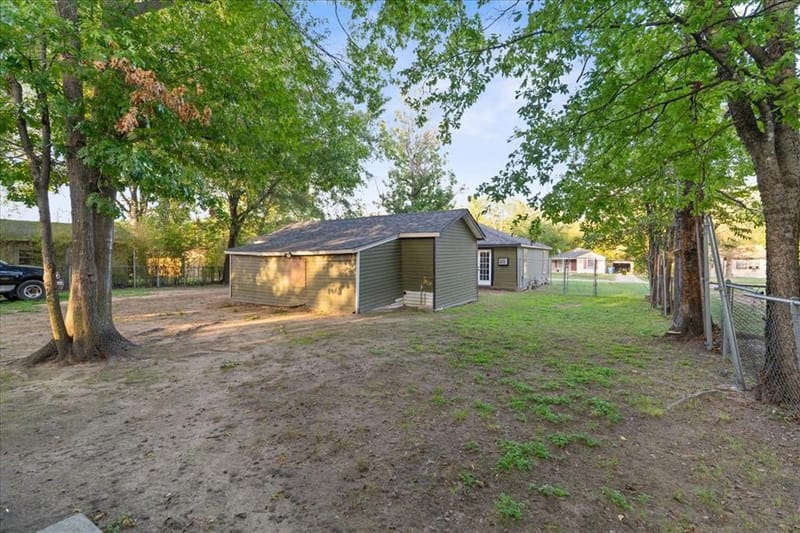 418 N 36th Street, Corsicana TX 75110 - Photo 18
