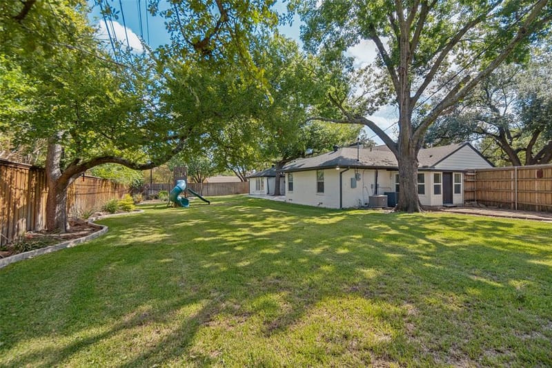 6609 Ridgeview Circle, Dallas TX 75240 - Photo 32
