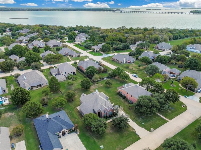 1131 Durango Circle, Shady Shores TX 76208 - Photo 3