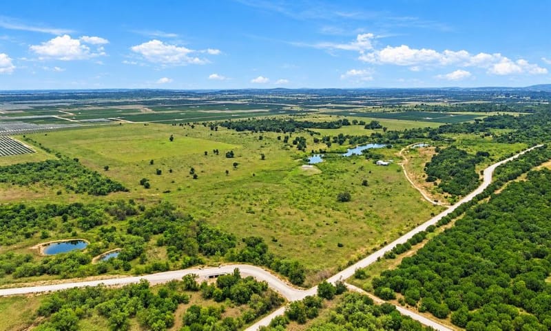 221 S Kinder Lane, Jacksboro TX 76458 - Photo 14