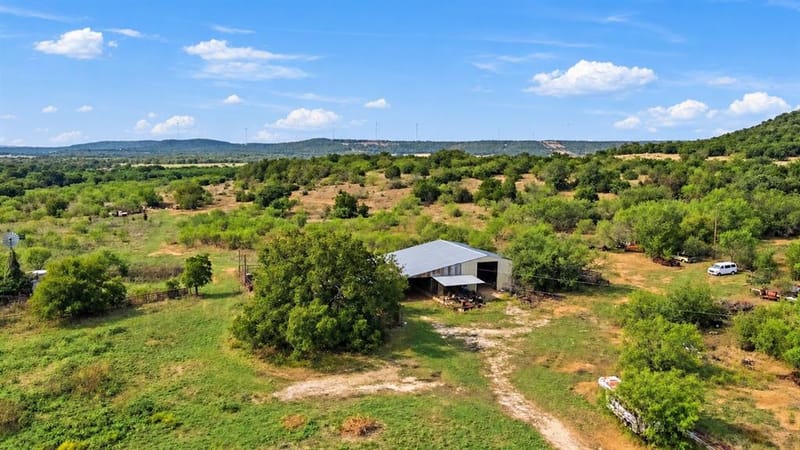 221 S Kinder Lane, Jacksboro TX 76458 - Photo 31