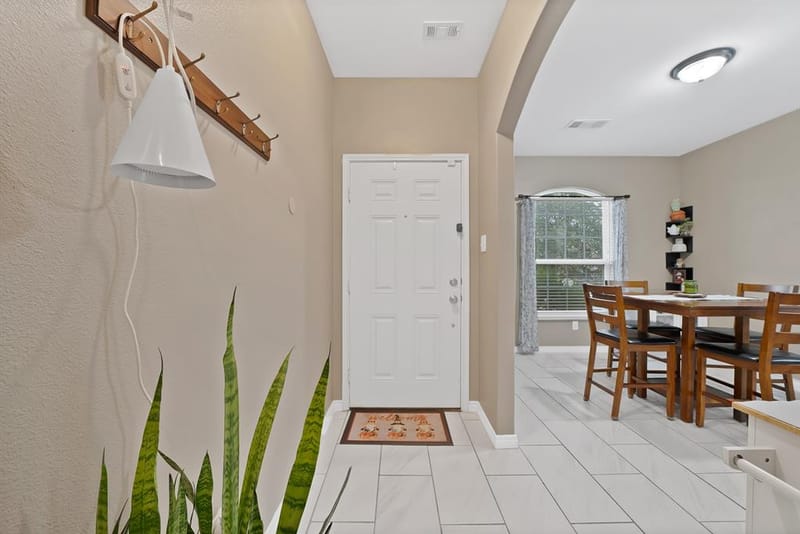 6148 Chalk Hollow Drive, Fort Worth TX 76179 - Photo 3