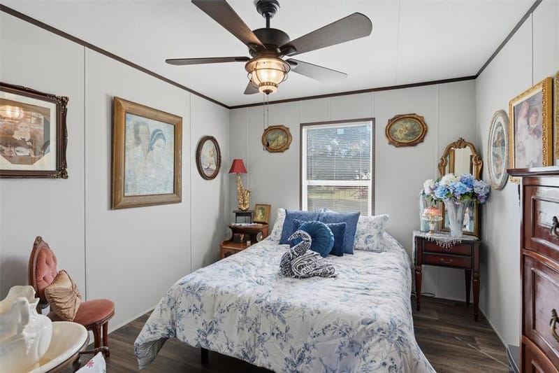 6200 S Lakeside Hills Court, Granbury TX 76048 - Photo 15